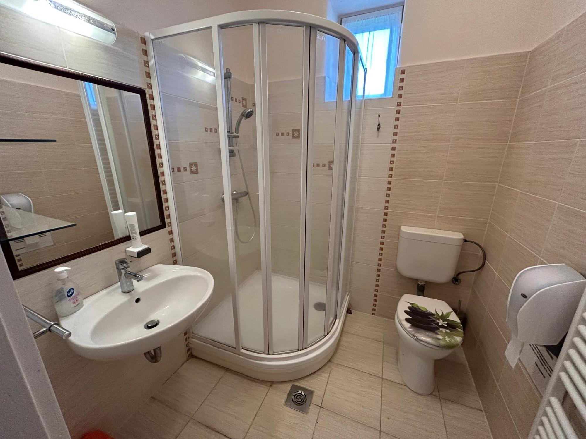 Hotel Oeroemvoelgy Vendeghaz Bozsva Zewnętrze zdjęcie