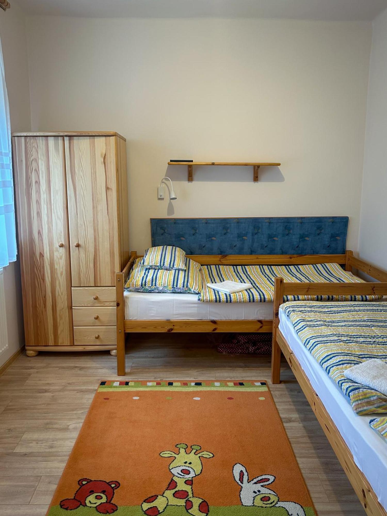 Hotel Oeroemvoelgy Vendeghaz Bozsva Zewnętrze zdjęcie